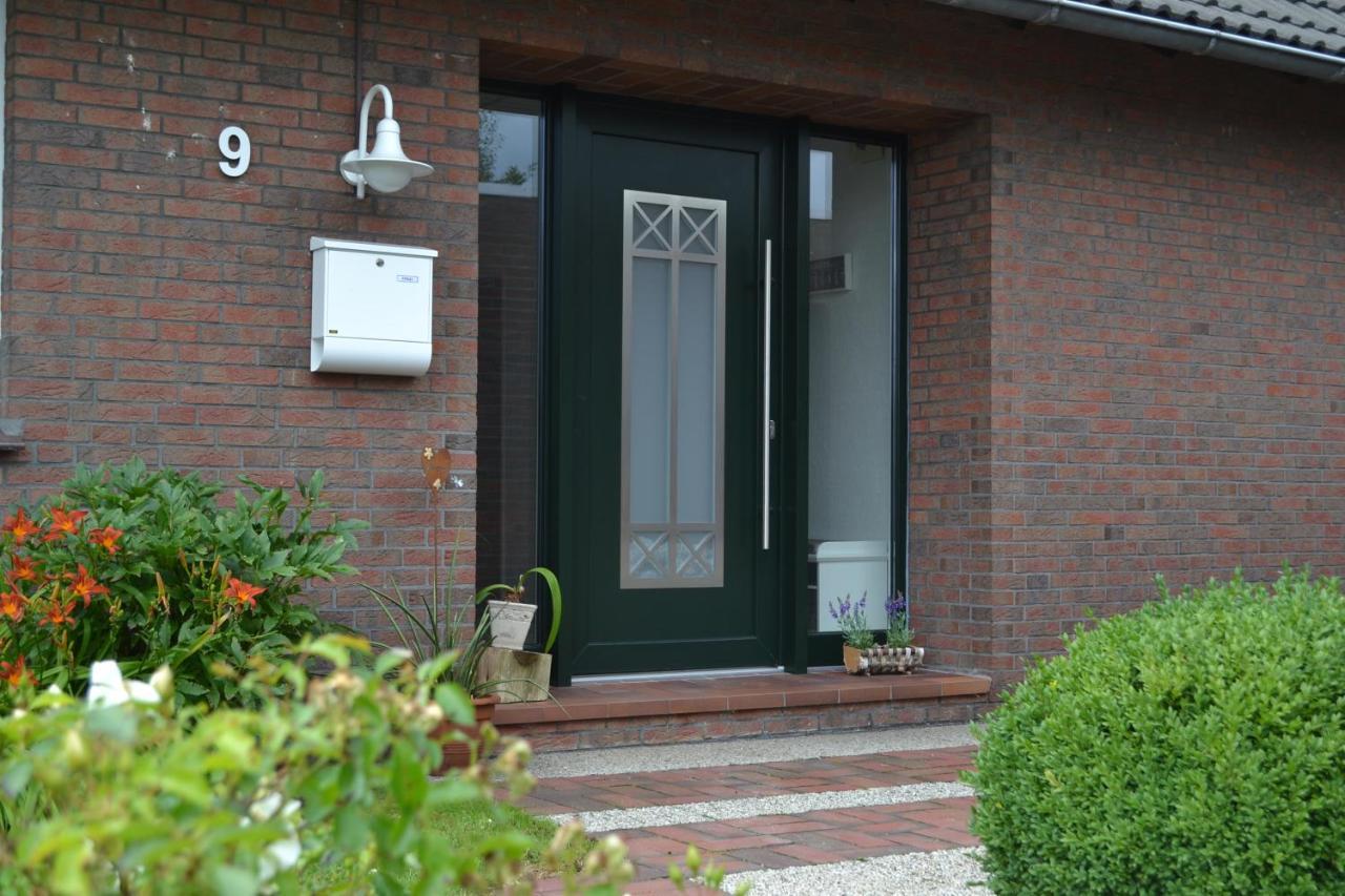 Ferienhaus Am Wasser Hinte Экстерьер фото